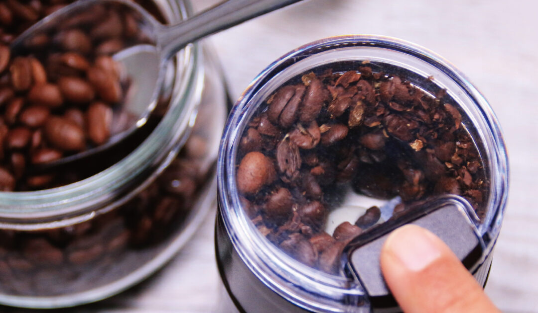 コーヒーミルの選び方｜手動・電動の違い【初心者向け】